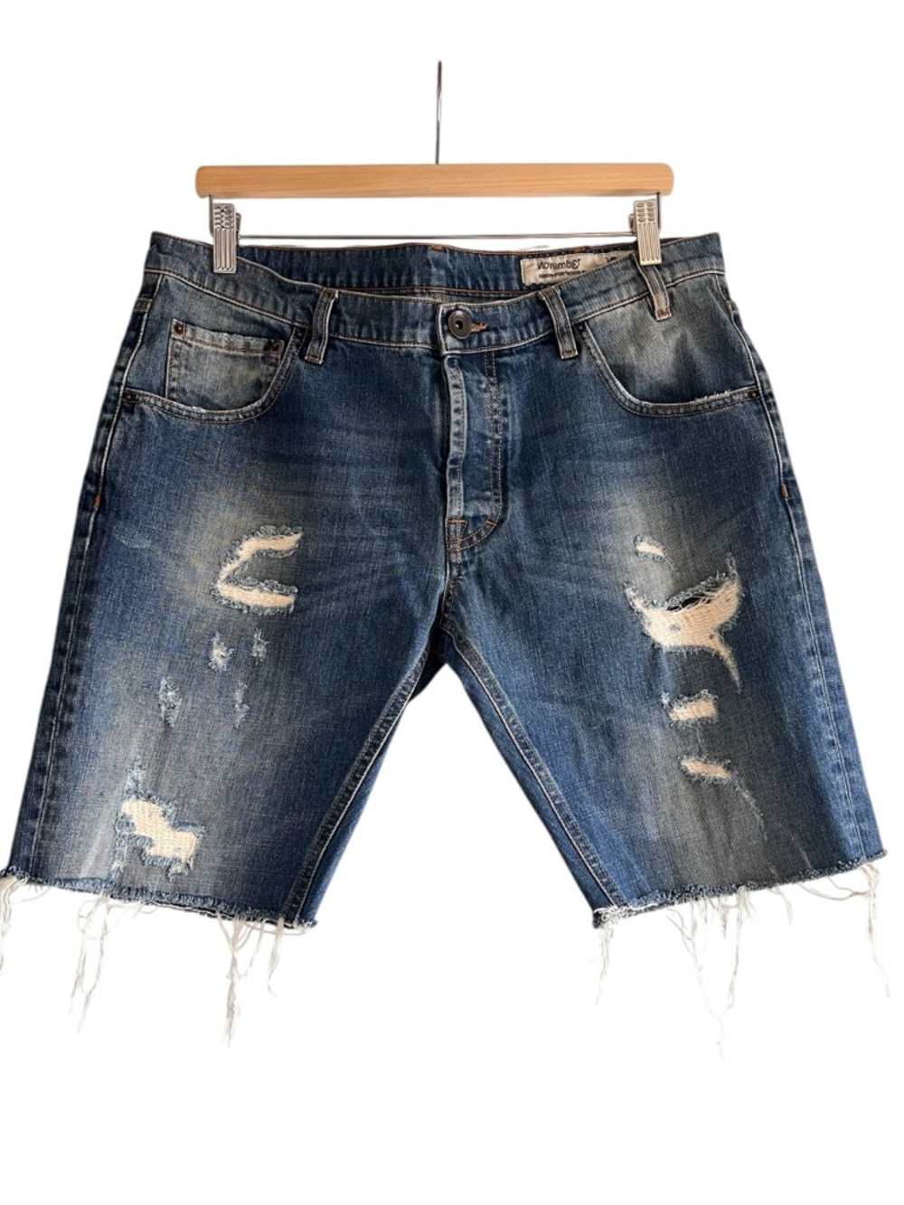 Novemb3r Baker 🇮🇹 low rise distressed cut off jean shorts 31 excellent condition